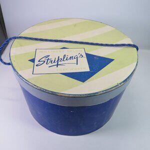 Vintage Striplings Millinery Salon in fort Worth Texas hat box